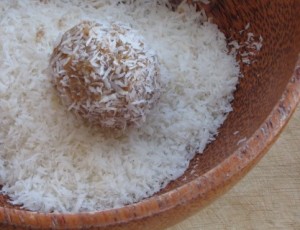 Raw Energy Ball - Pure Heaven & Good for You!